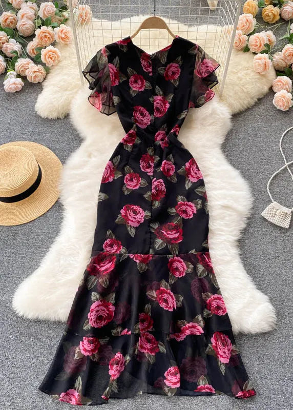 Classic Vintage Dress with a Flattering Fit