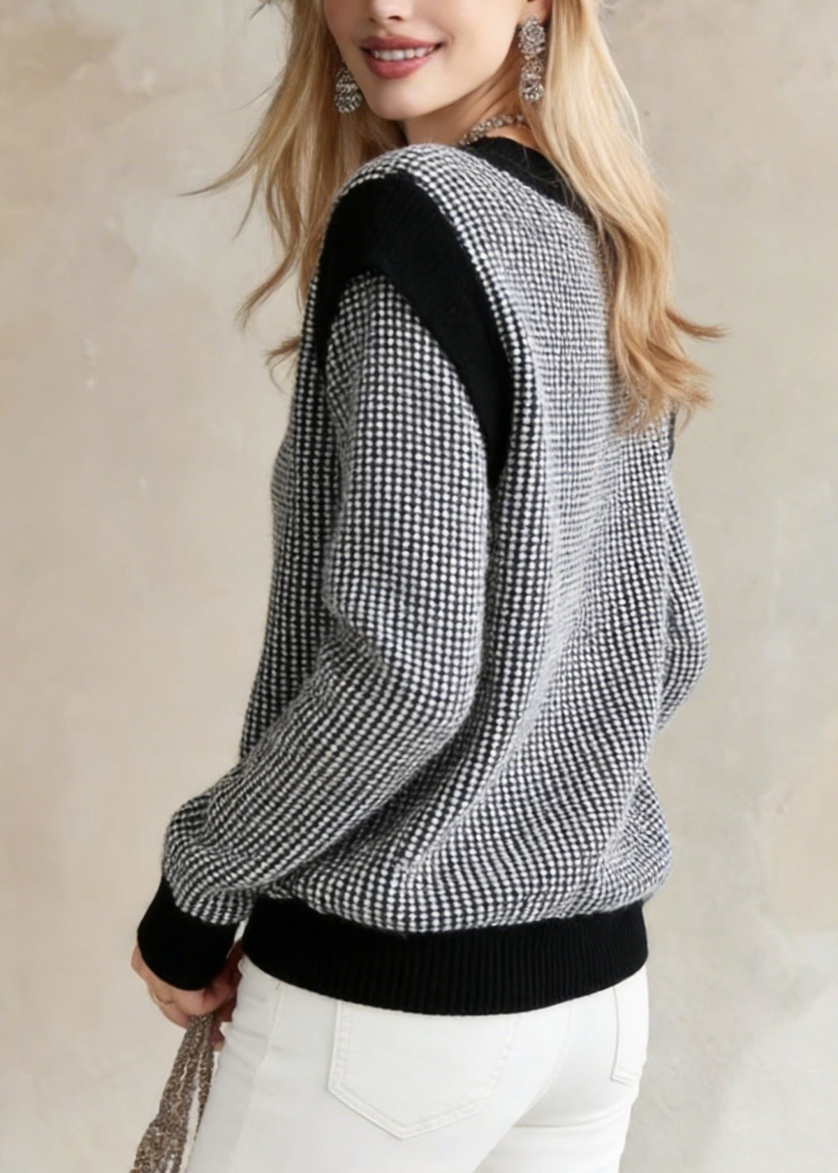 Beautifully Crafted Sweater in a Classic Style