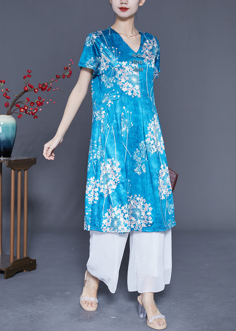 Elegantly Styled Dress for Everyday Wear