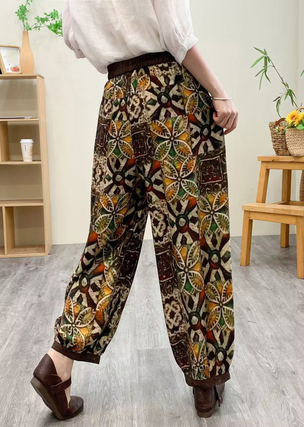 Sophisticated Pants with a Clean Classic Look