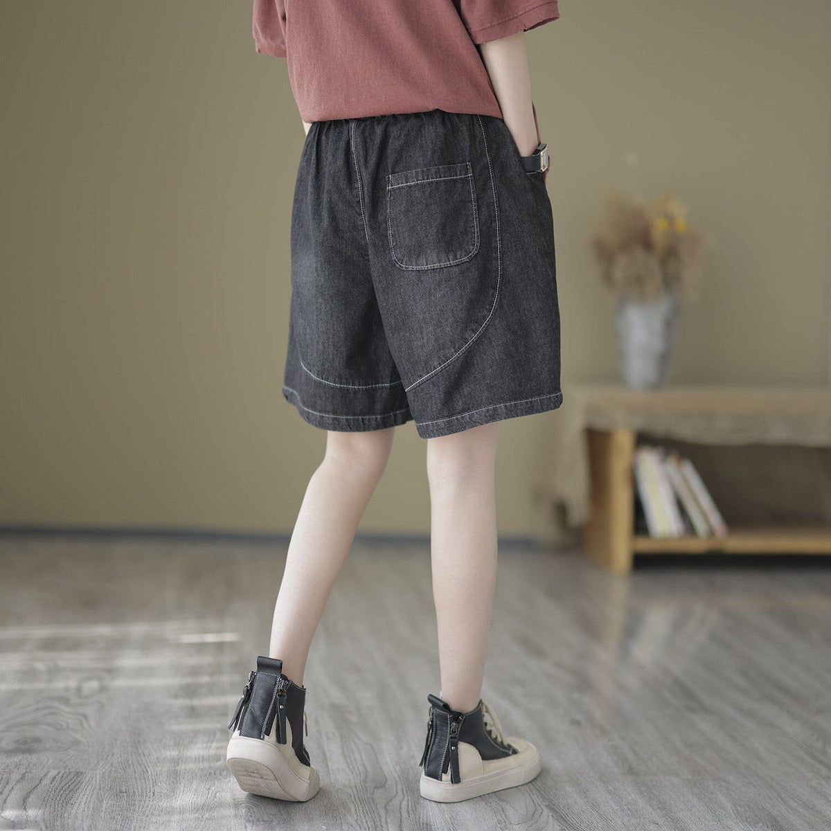 Gracefully Styled Garment for Any Occasion