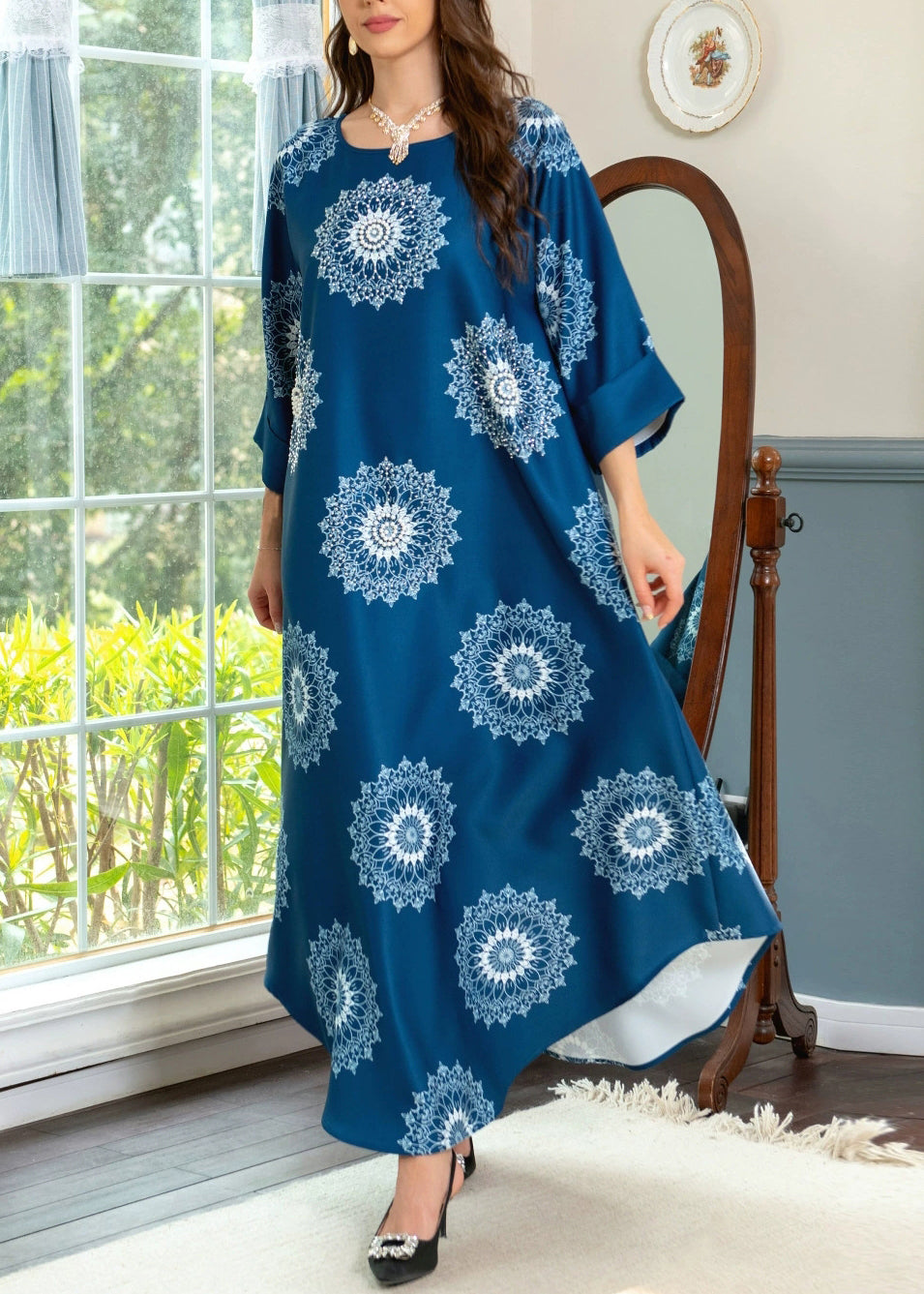 Polished Dress with an Effortless Classic Look