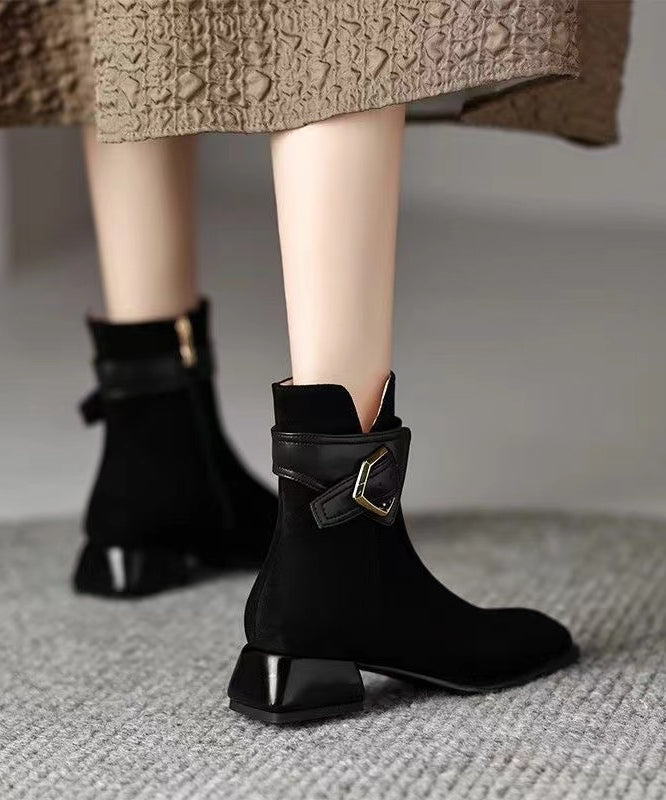 Graceful Orthopedic Boots for Modern Look