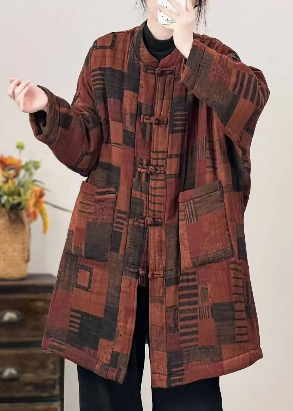 Beautifully Finished Coat in a Timeless Design
