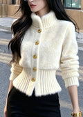 Effortlessly Elegant Cardigan with a Timeless Design