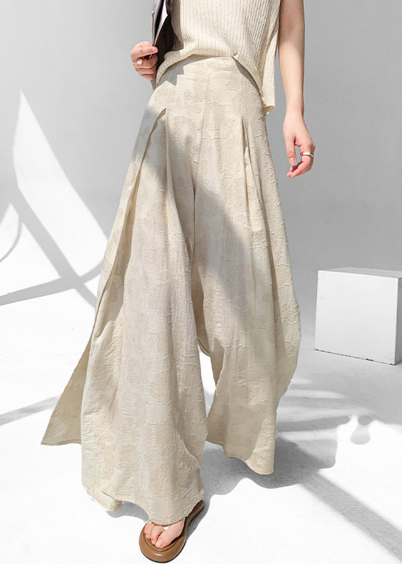 Elegantly Styled Pants for Everyday Wear
