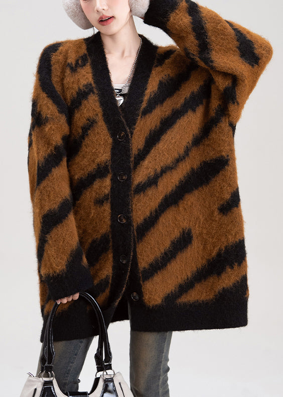 Polished Cardigan with an Effortless Classic Look