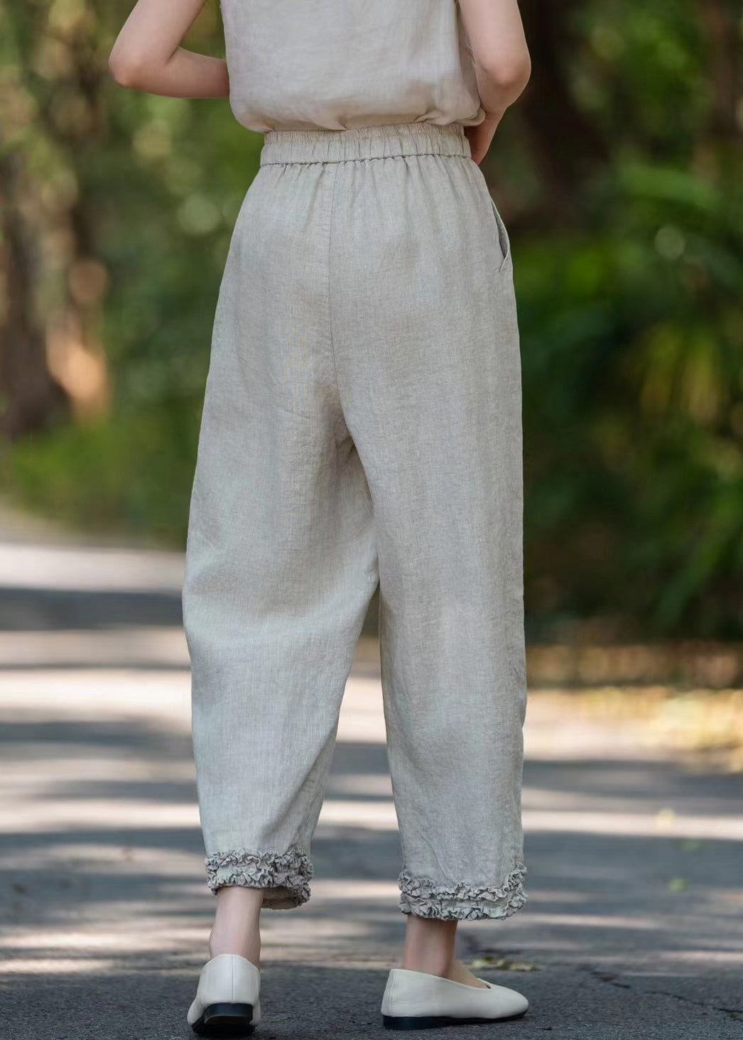 Elegantly Styled Pants for Everyday Wear
