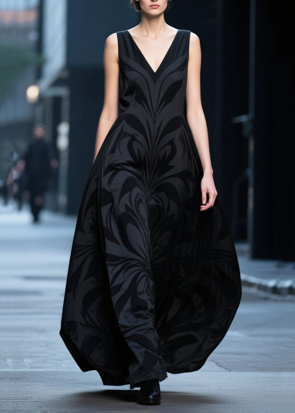 Beautifully Crafted Dress in a Classic Style