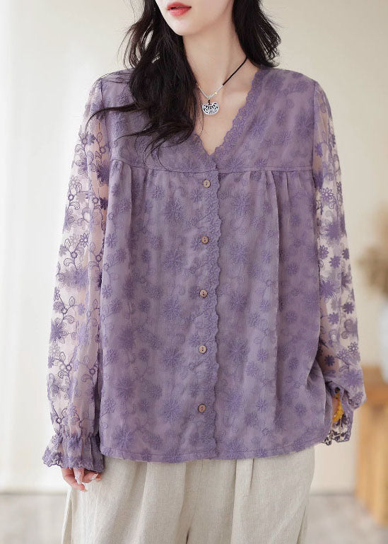 Effortlessly Elegant Top with a Timeless Design