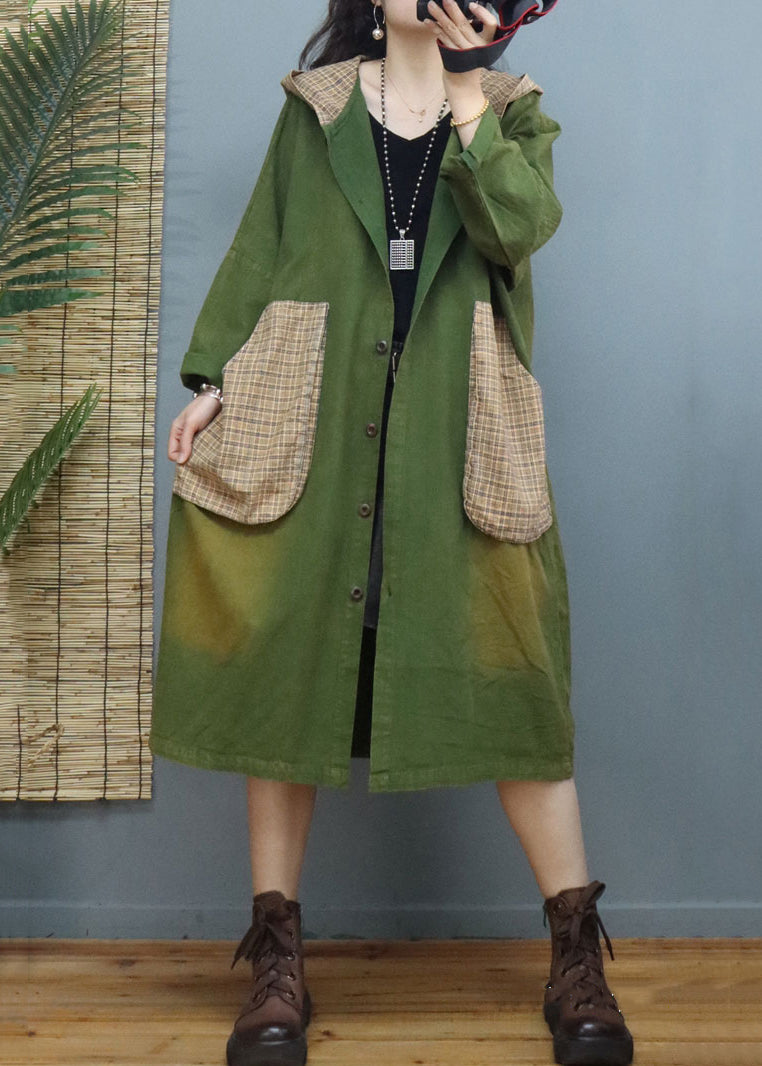 Beautifully Finished Coat in a Timeless Design