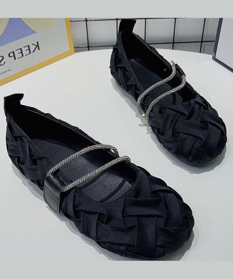 Graceful Orthopedic Shoes for Modern Look