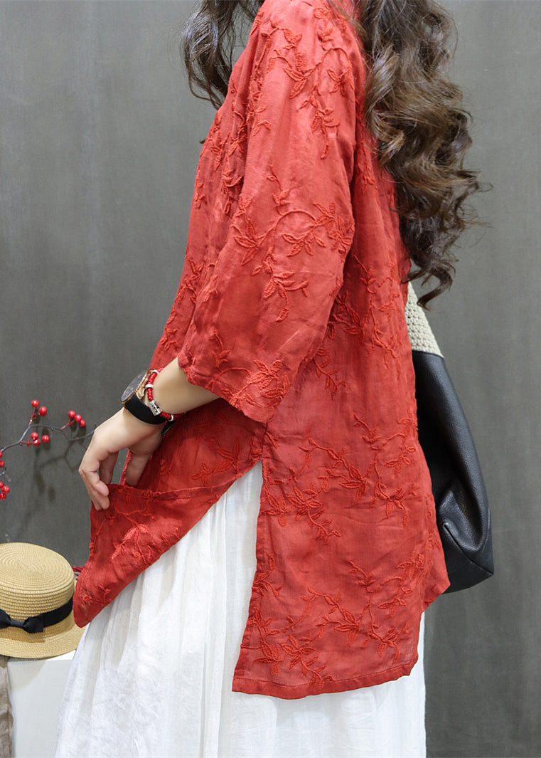 Well Tailored Blouse with a Graceful Silhouette
