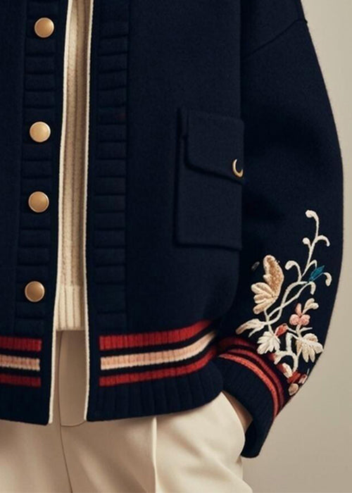 Beautifully Finished Coat in a Timeless Design