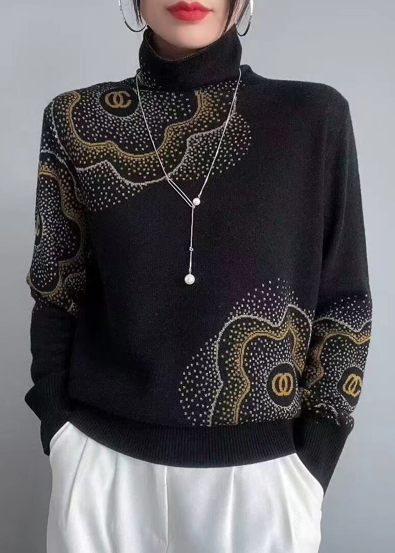 Effortlessly Elegant Sweater with a Timeless Design