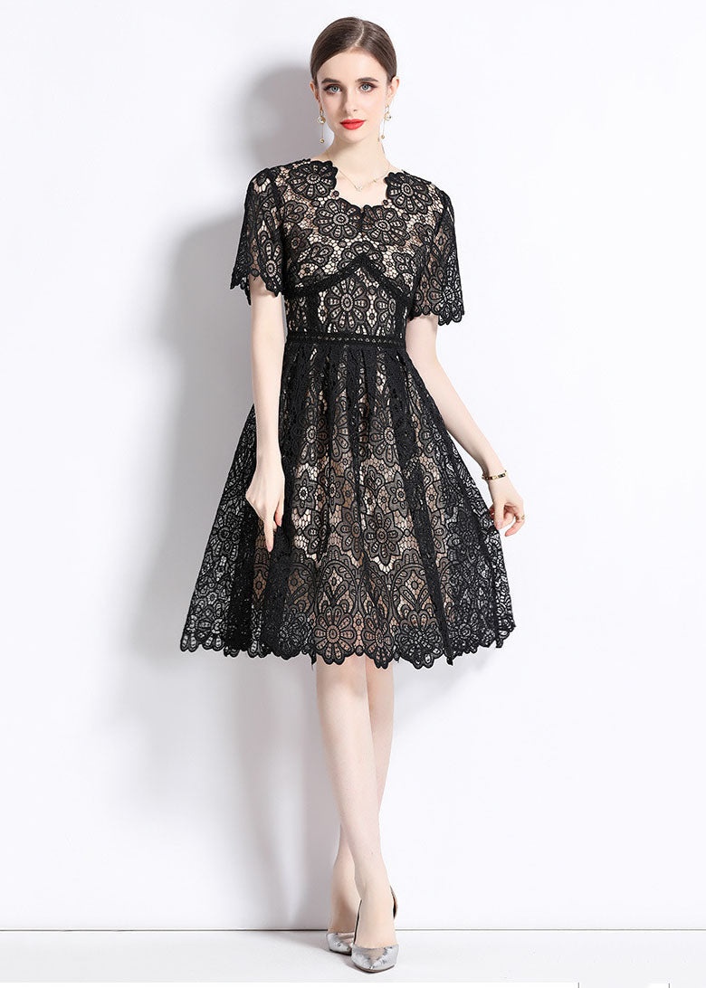 Beautifully Crafted Dress in a Classic Style