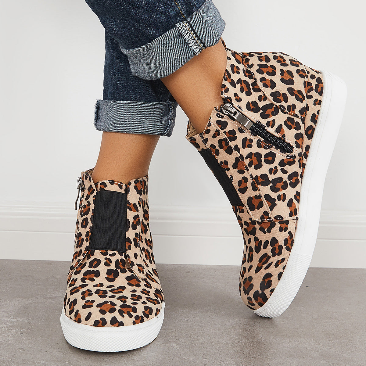 Graceful Orthopedic Sneakers for Modern Look
