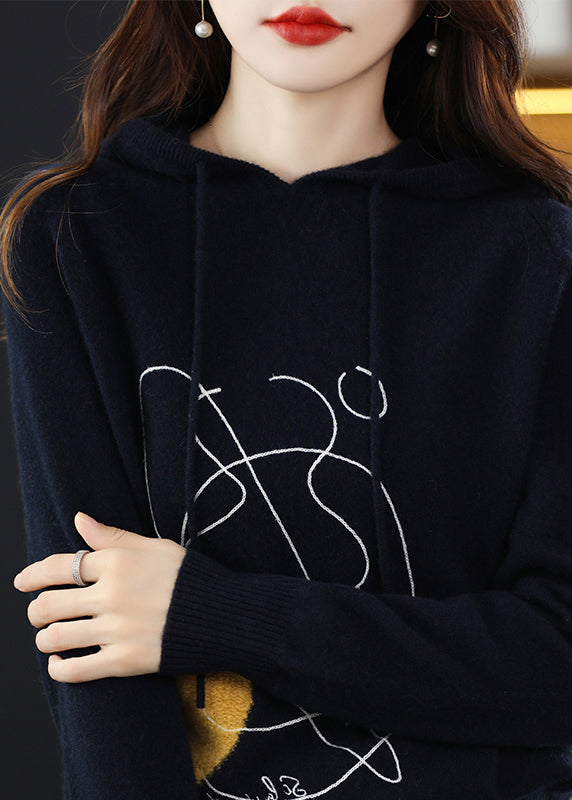 Classic Vintage Sweater with a Flattering Fit