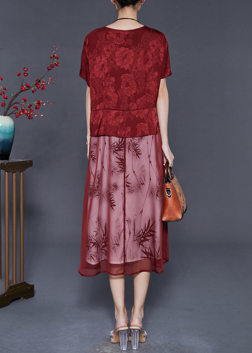 Sophisticated Dress with a Clean Classic Look