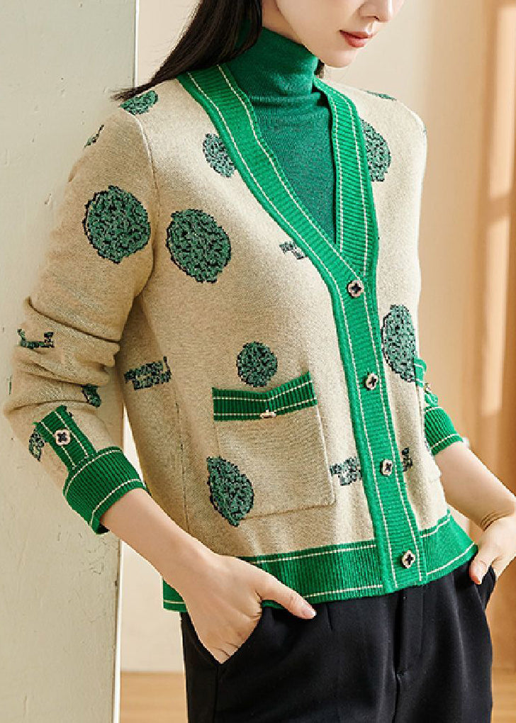 Elegantly Styled Sweater for Everyday Wear