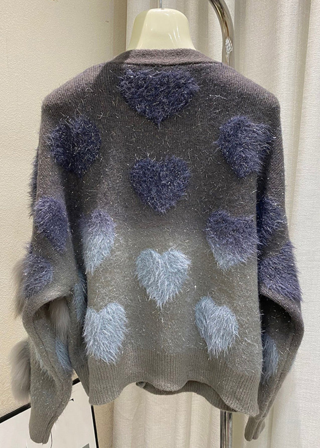 Effortlessly Elegant Cardigan with a Timeless Design