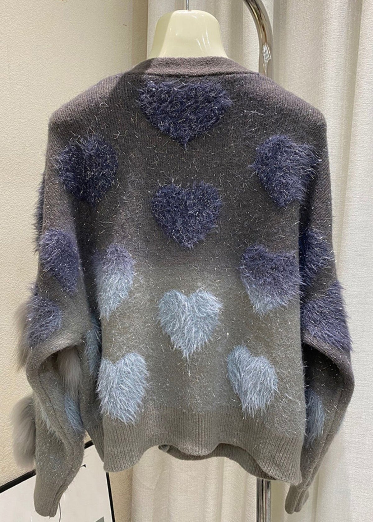 Effortlessly Elegant Cardigan with a Timeless Design