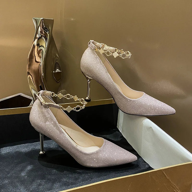 Graceful Orthopedic Heels for Modern Look