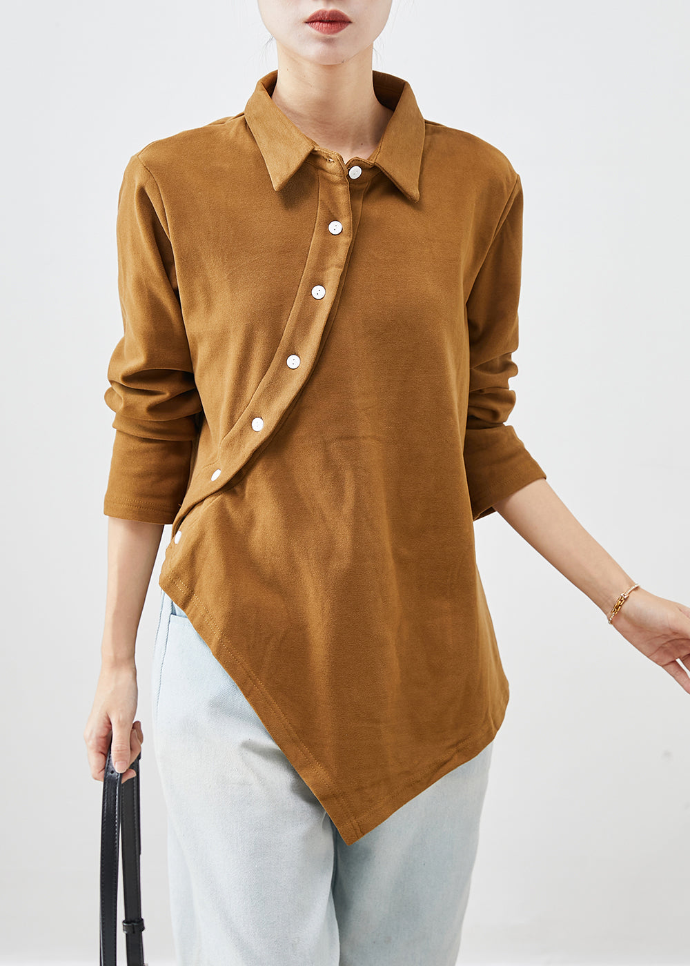 Elegantly Styled Shirt for Everyday Wear
