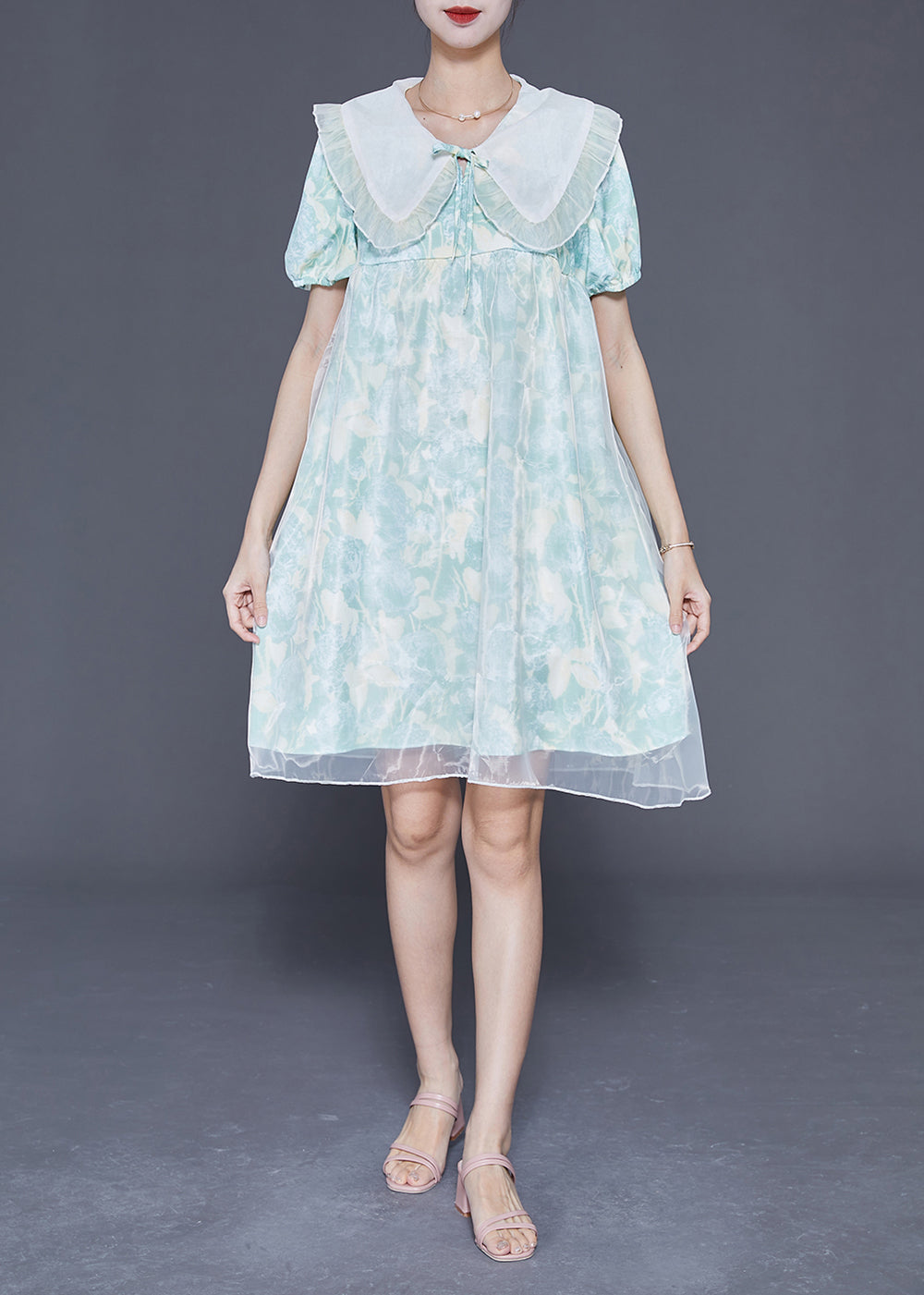 Gracefully Styled Dress for Any Occasion