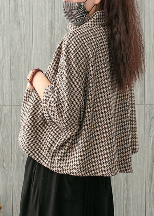 Effortlessly Elegant Top with a Timeless Design