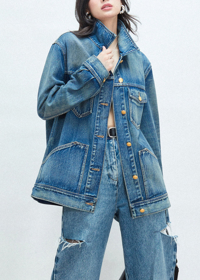 Classic Vintage Coat with a Flattering Fit