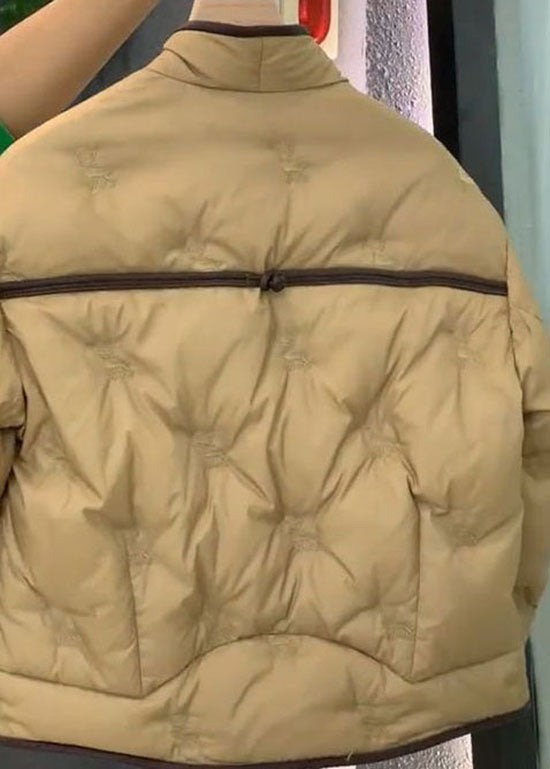 Effortlessly Elegant Coat with a Timeless Design