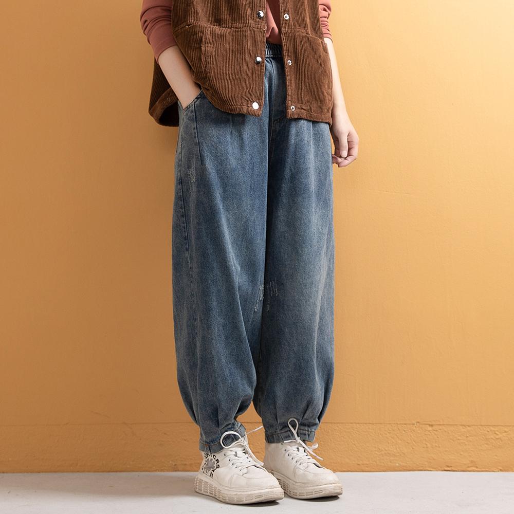 Elegantly Styled Pants for Everyday Wear