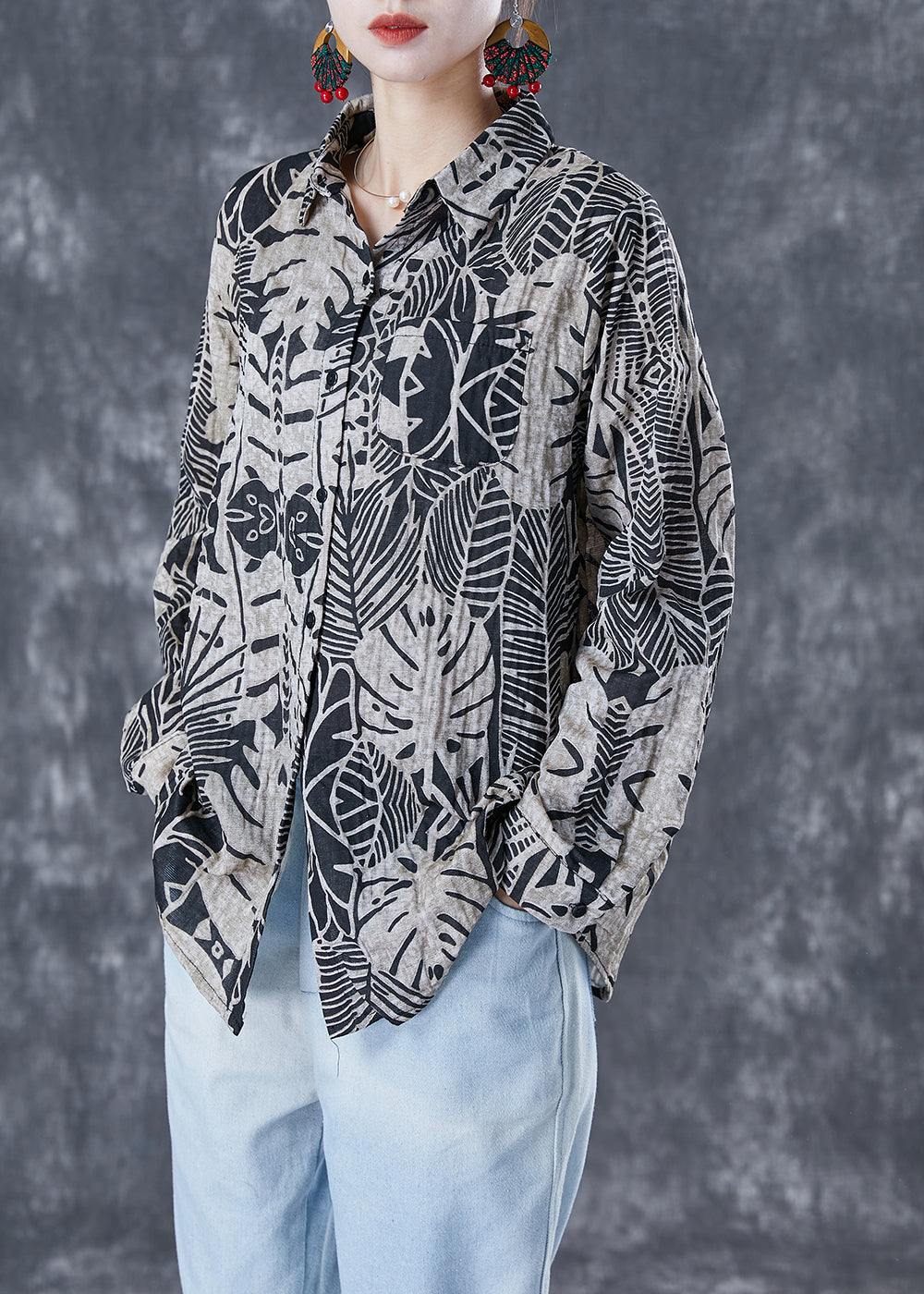 Well Tailored Shirt with a Graceful Silhouette
