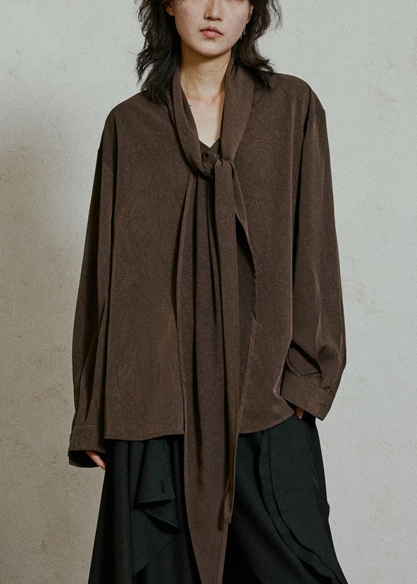 Effortlessly Elegant Top with a Timeless Design