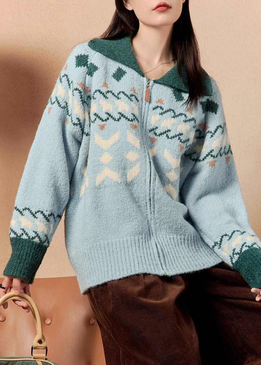Gracefully Styled Coat for Any Occasion