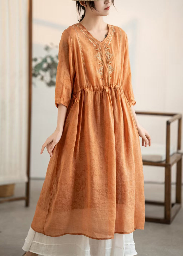 Beautifully Finished Dress in a Timeless Design