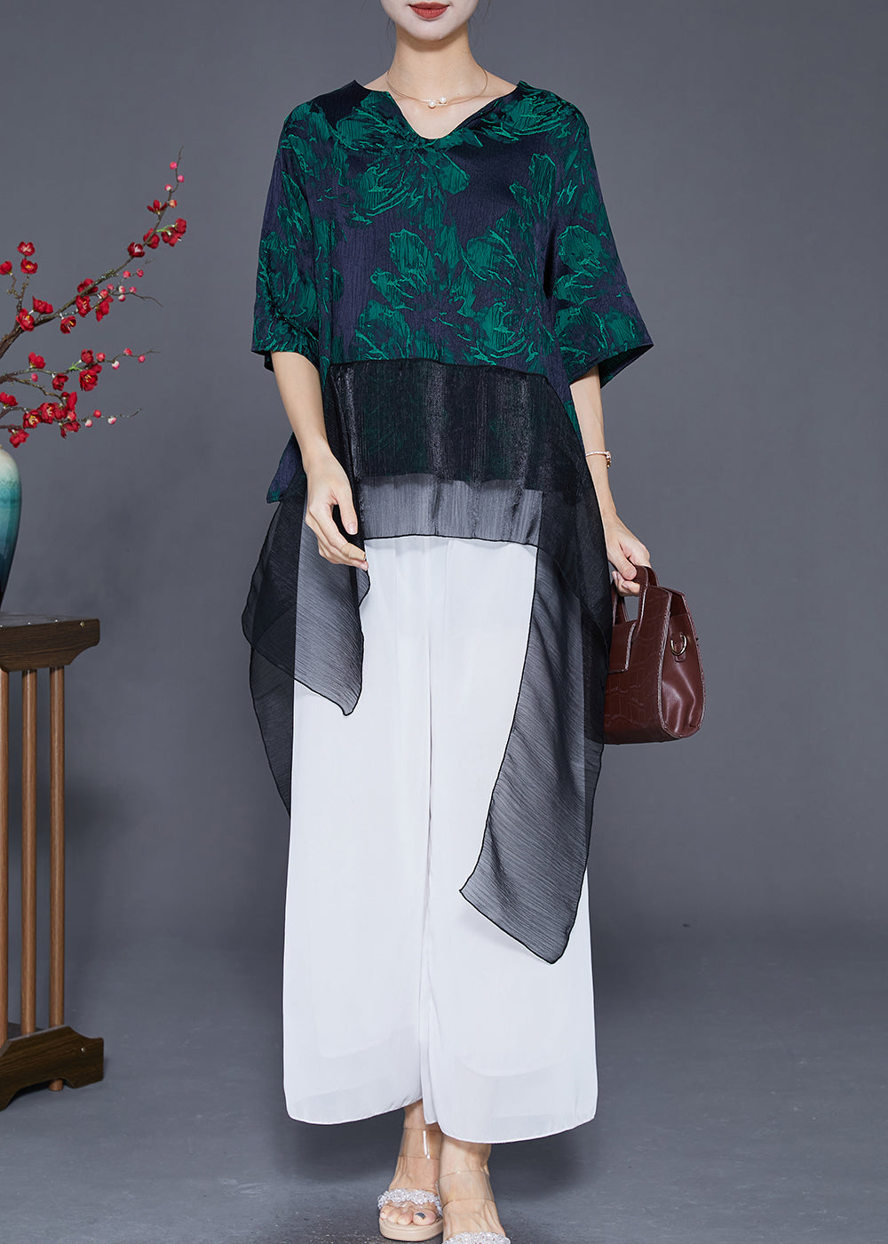 Polished Top with an Effortless Classic Look