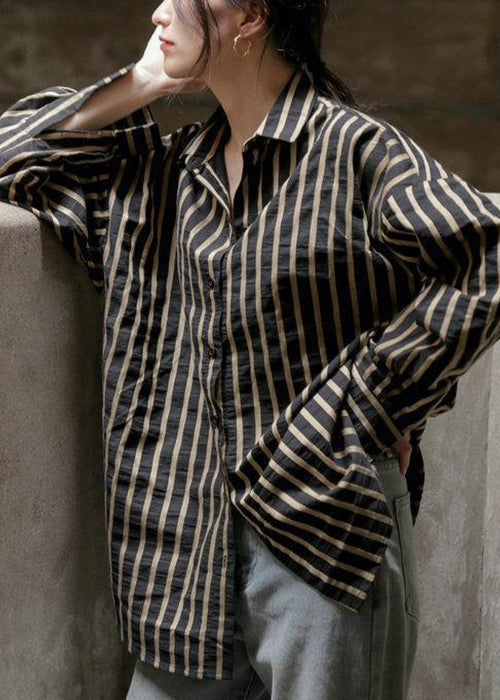 Beautifully Finished Blouse in a Timeless Design