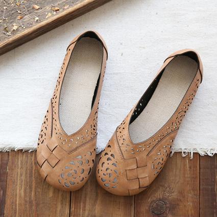Chic Orthopedic Flats with Unique Design