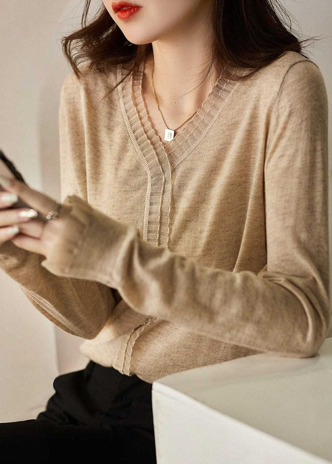 Beautifully Crafted Blouse in a Classic Style