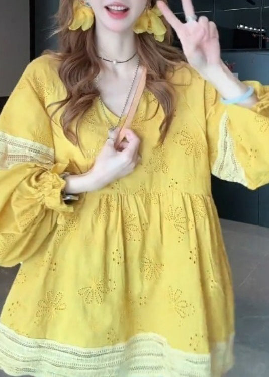 Gracefully Styled Blouse for Any Occasion