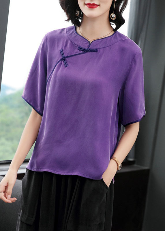 A Vintage Style Shirt with Delicate Timeless Details
