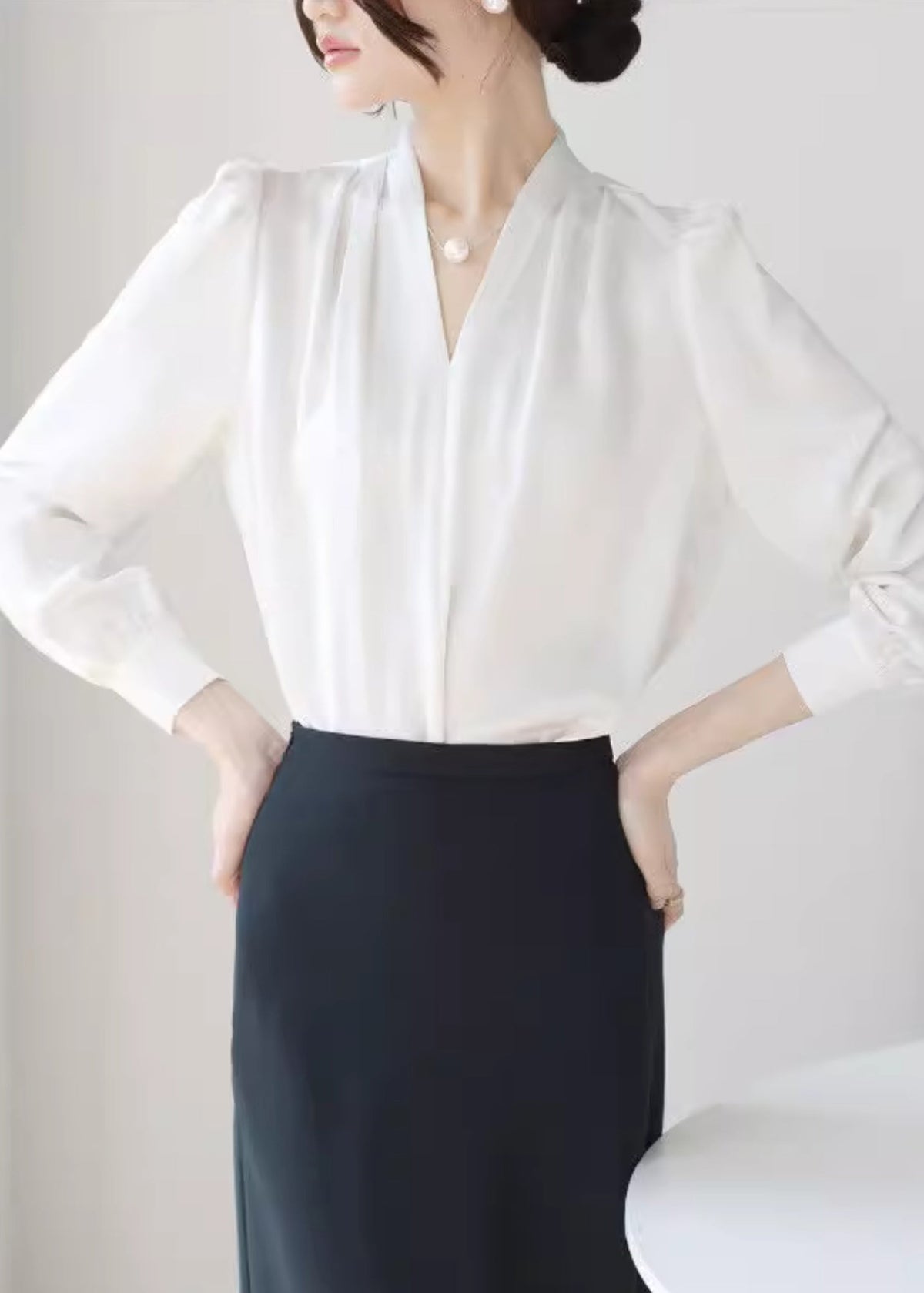 Well Tailored Shirt with a Graceful Silhouette
