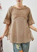 Classic Vintage Shirt with a Flattering Fit