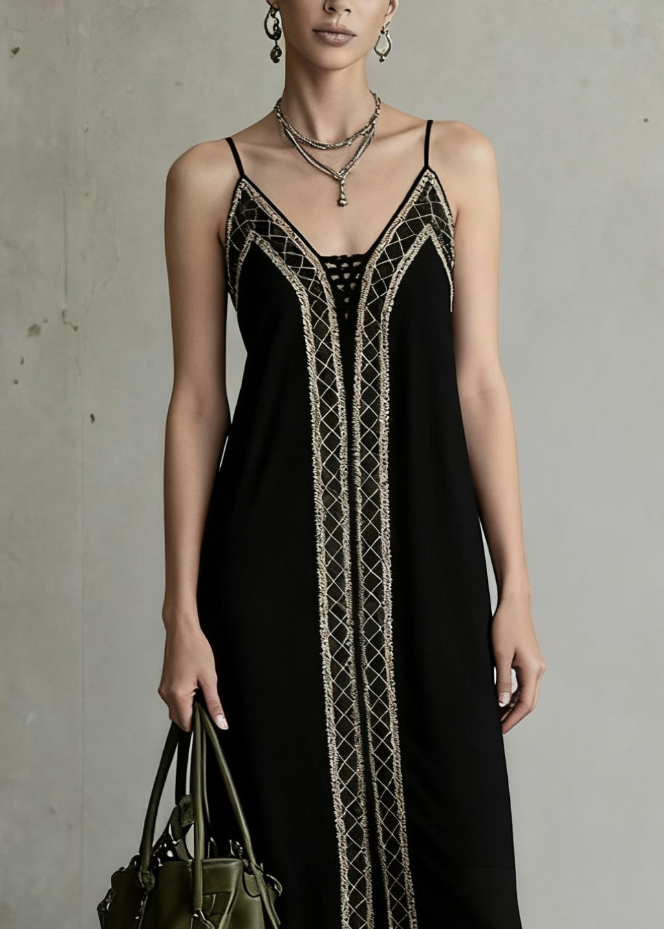 Beautifully Finished Dress in a Timeless Design