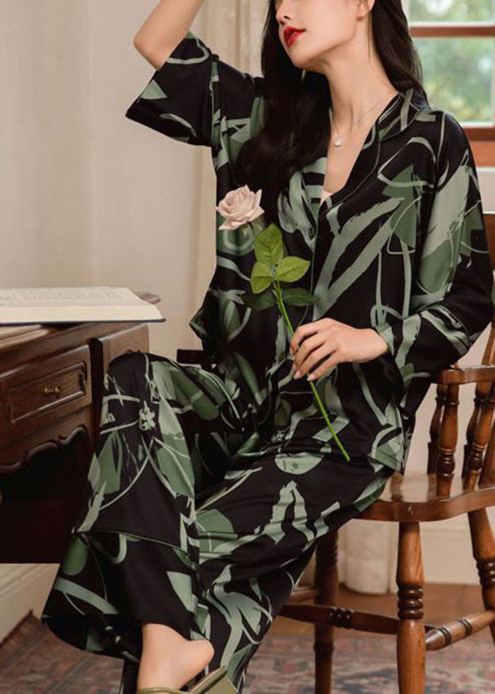 Classic Vintage Garment with a Flattering Fit