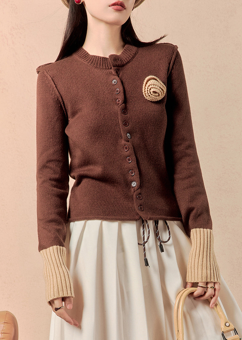 Beautifully Finished Sweater in a Timeless Design