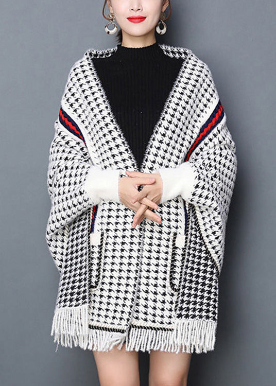 Well Tailored Cardigan with a Graceful Silhouette