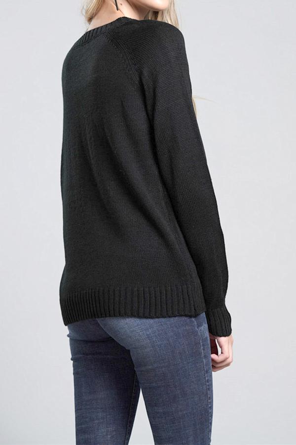 Beautifully Finished Sweater in a Timeless Design